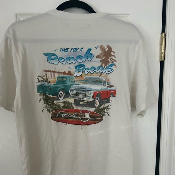 White t-shirt - Picture 2 of 3